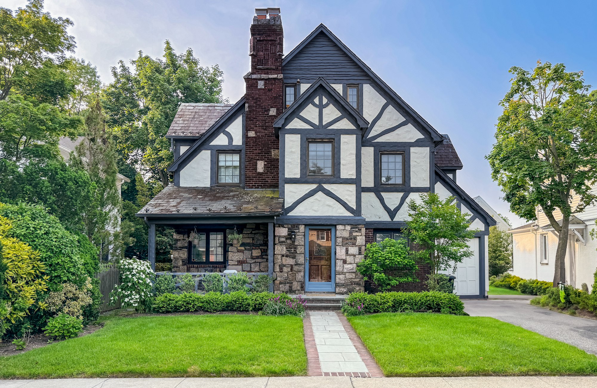 A Northern Virginia home represented by VirginiaMLS.com Realty